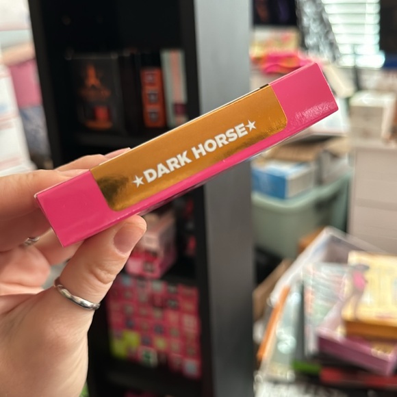 Jeffree Star Dark Horse Skin Frost Highlighter - Picture 3 of 3